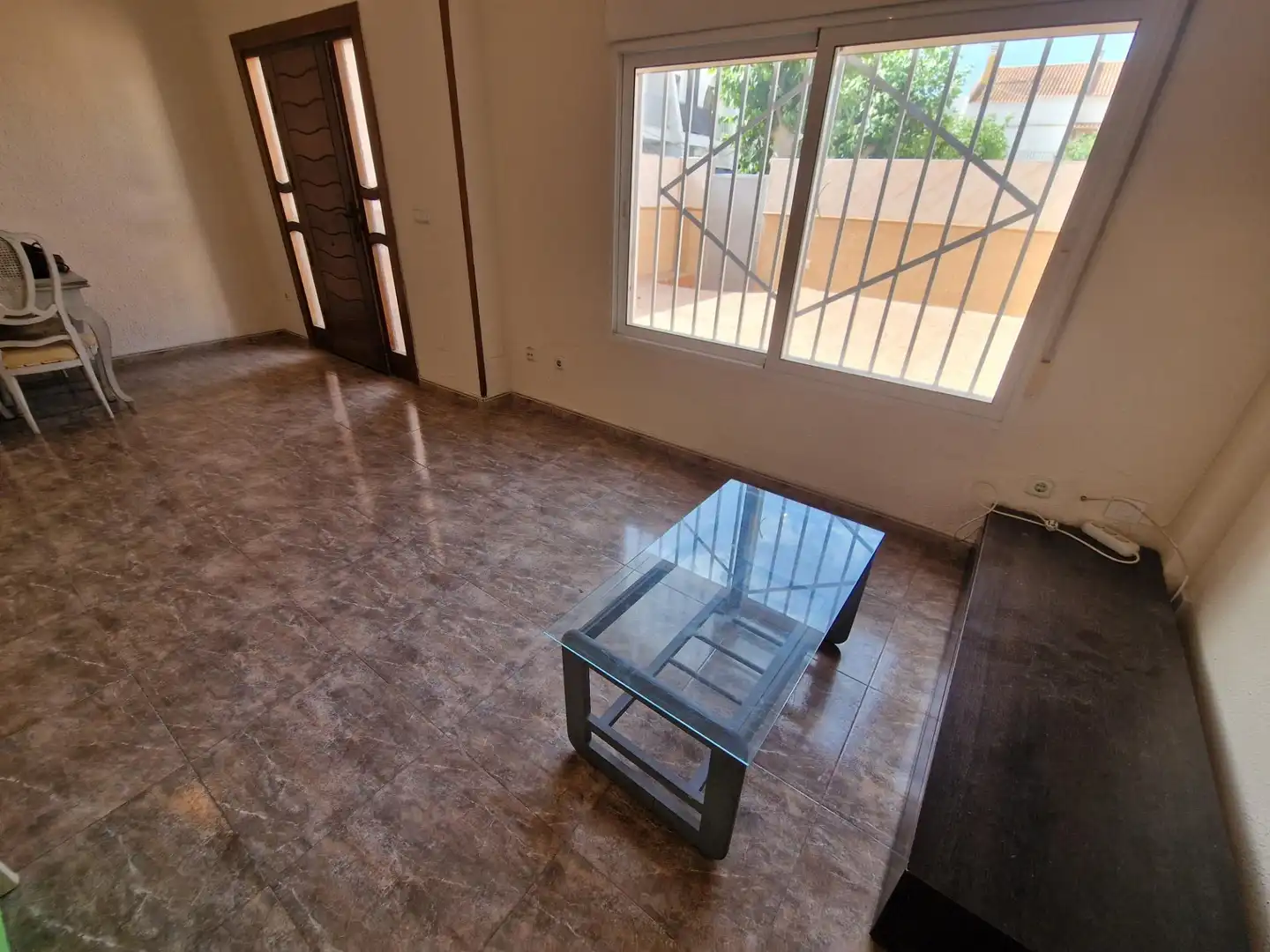 Sala de estar de Casa adosada en venta en Águilas con Terraza, Amueblado y Balcón