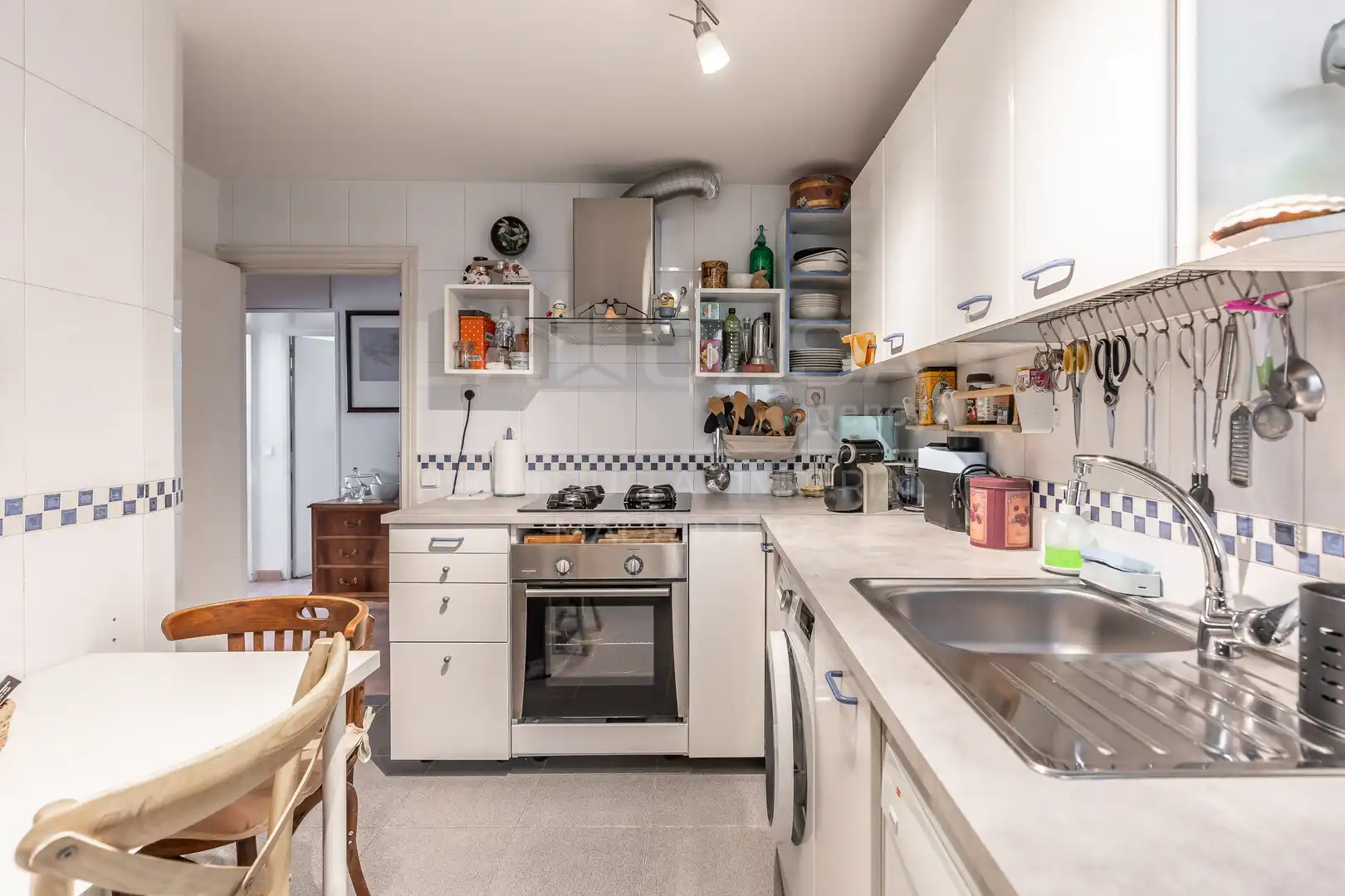 Cocina de Piso en venta en Madrid con Calefacción y Trastero