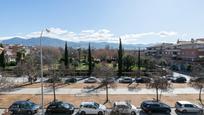 Aparcament de Casa adosada en venda en  Granada Capital amb Aire condicionat, Calefacció i Jardí privat