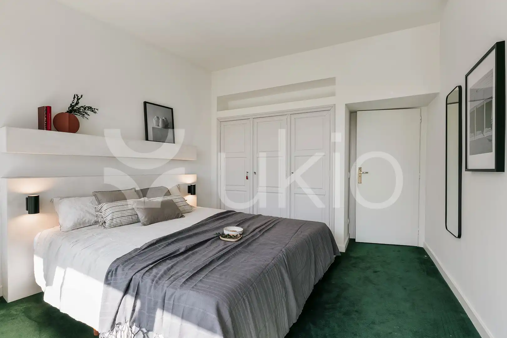 Dormitori de Apartament de lloguer en Barcelona amb Aire condicionat, Calefacció i Moblat