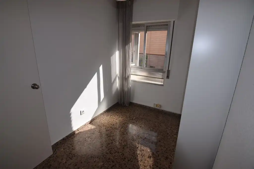 Habitación de Apartamento en venta en Molina de Segura con Amueblado y Balcón
