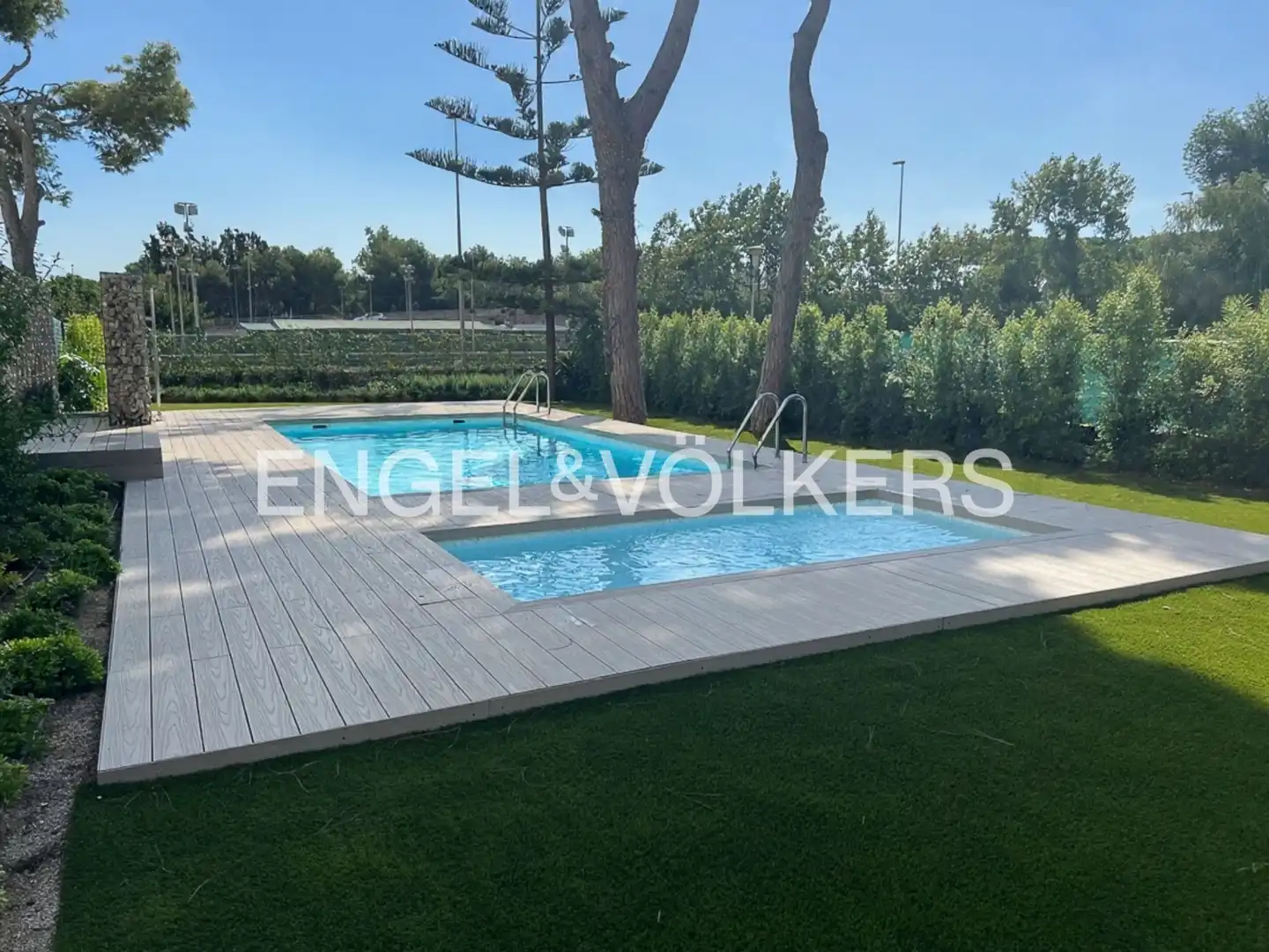 Piscina de Casa o chalet de alquiler en Gavà con Aire acondicionado, Calefacción y Jardín privado