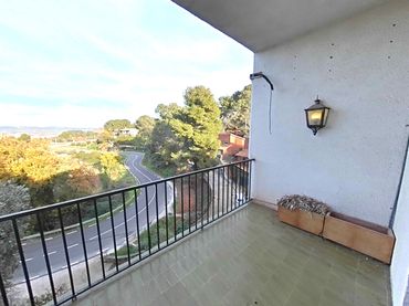 Casa amb jardí en venda a Maria Sunyol