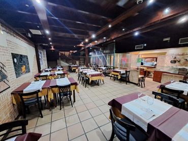 Local commercial à vendre à Pintores - Ferial