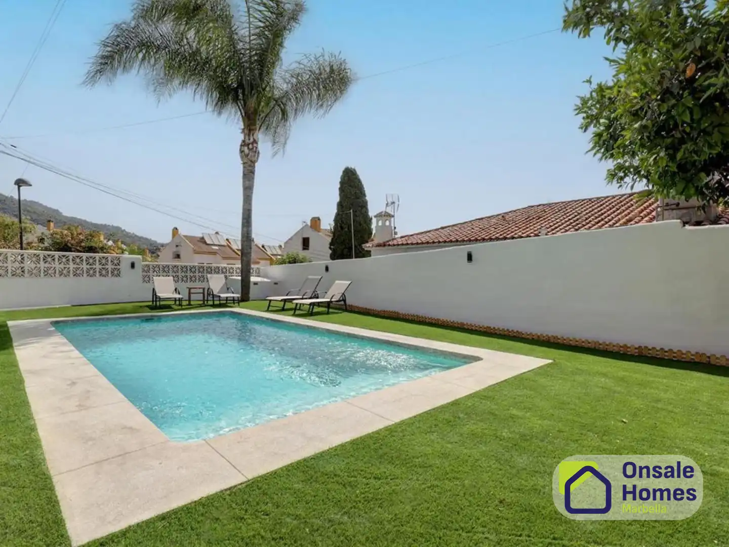 Piscina de Casa o xalet en venda en Marbella amb Aire condicionat, Jardí privat i Terrassa