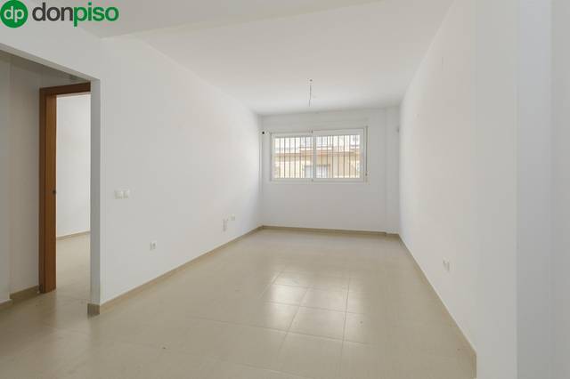 Piso en Venta en Calle Periodista Mesa León en Pinos Puente