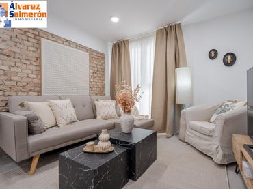 Piso con ascensor en venta en Avenida PABLO PICASSO