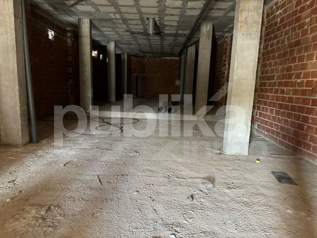 Local comercial en Alquiler en Calle LEVANTE DE en Noroeste