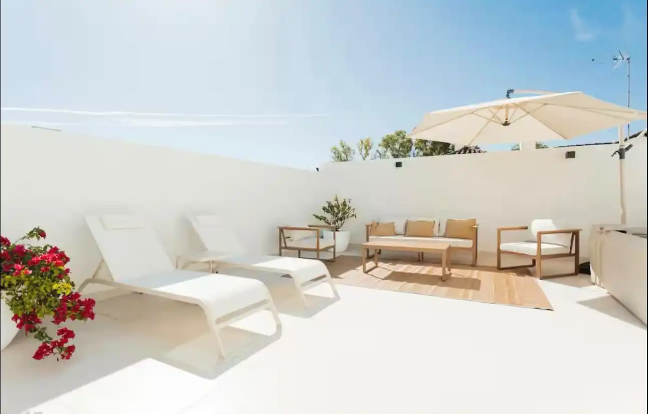 Terrace of Attic for rent in Nueva Andalucía