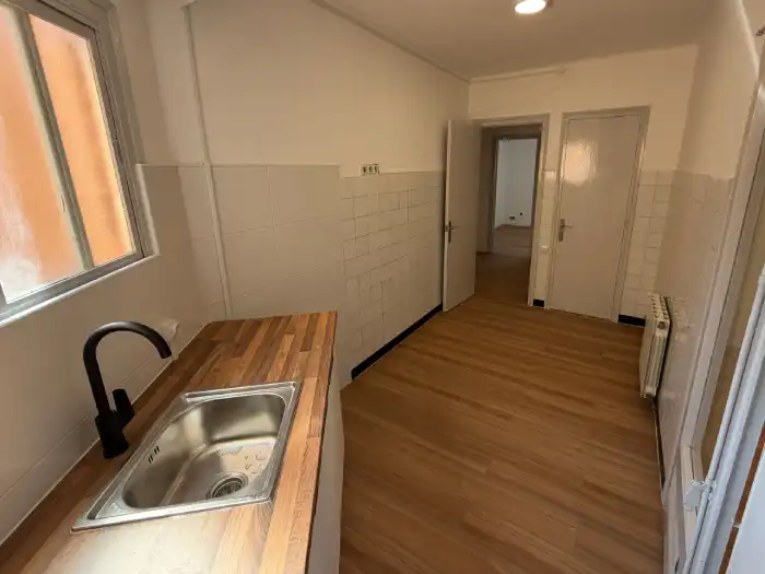 Cocina de Piso en venta en Balaguer con Calefacción, Parquet y Trastero