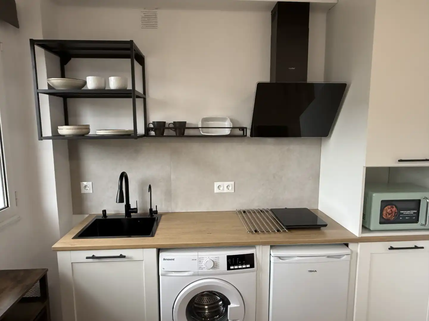 Cocina de Piso en venta en Oviedo  con Jardín privado