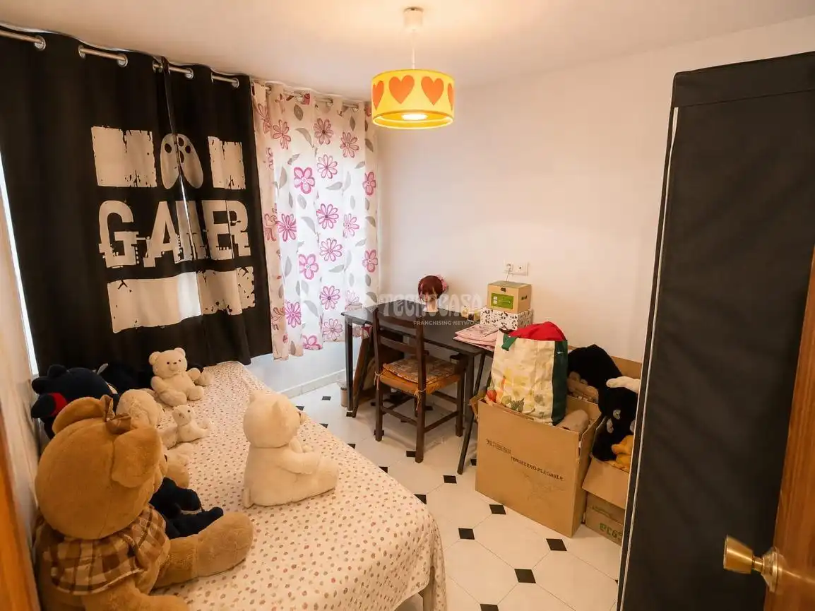 Casa aparellada en venda a Valdeverdeja, imagen 14
