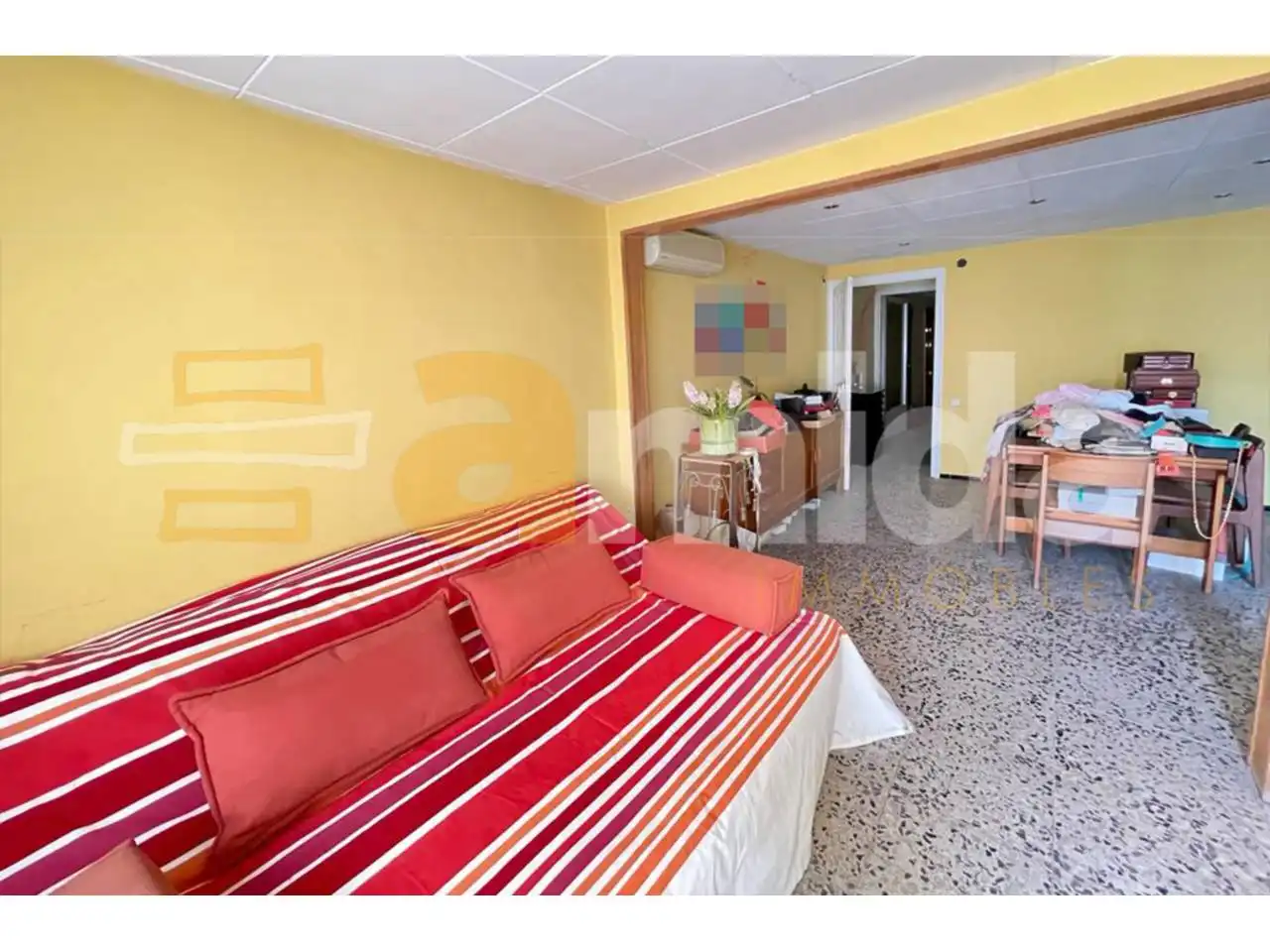 Wohnzimmer von Gebäude zum Verkauf in Sabadell