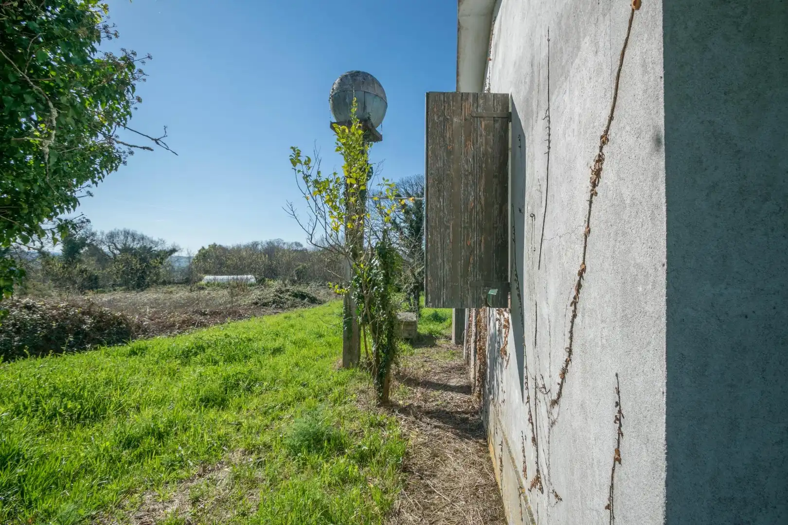 Casa o xalet en venda en Cambre  amb Jardí privat