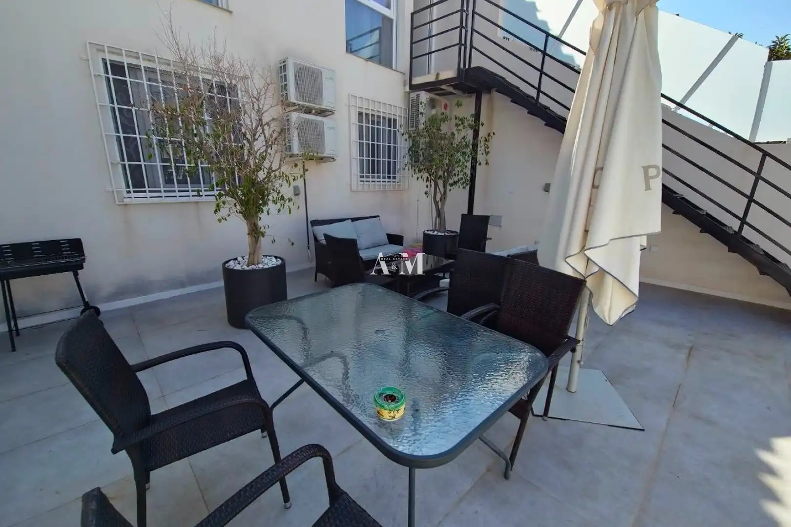 Detached homes for rent in La Regia