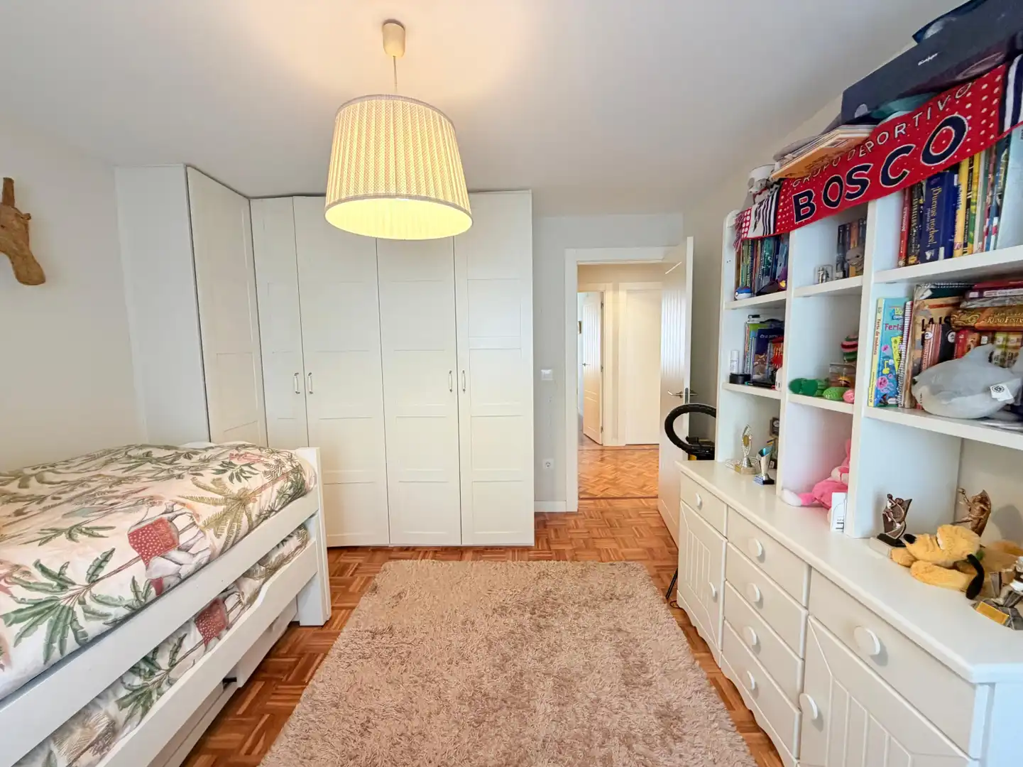 Schlafzimmer von Wohnung zum Verkauf in Avilés mit Heizung, Terrasse und Möbliert