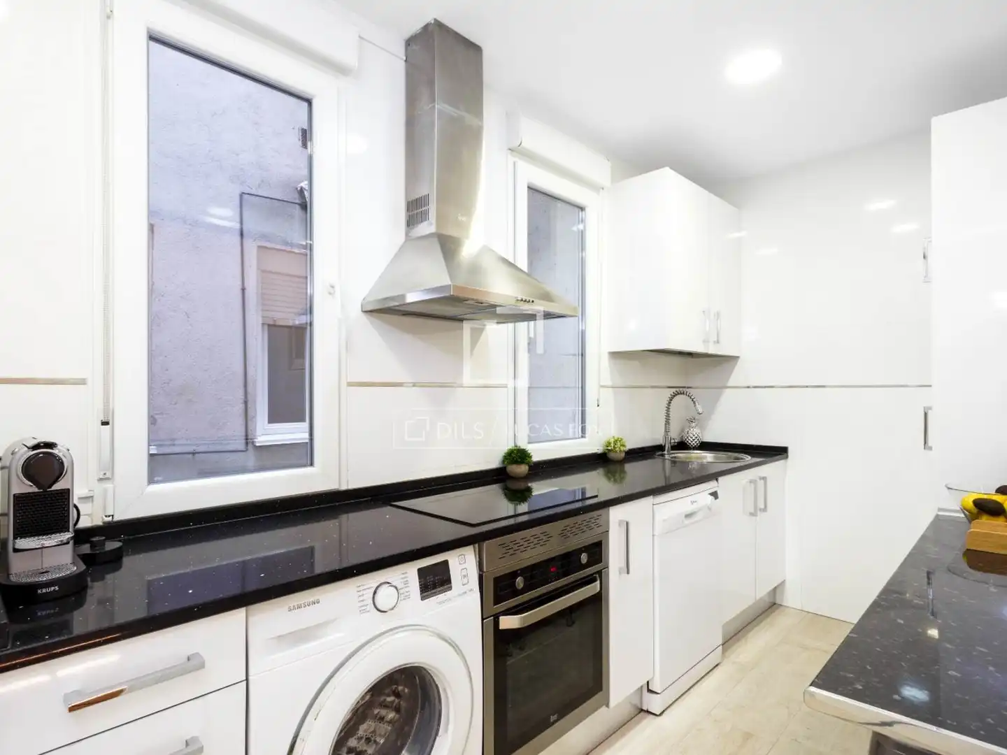 Kitchen of Flat for rent in Madrid  with Air Conditioner, Heating and Furnished