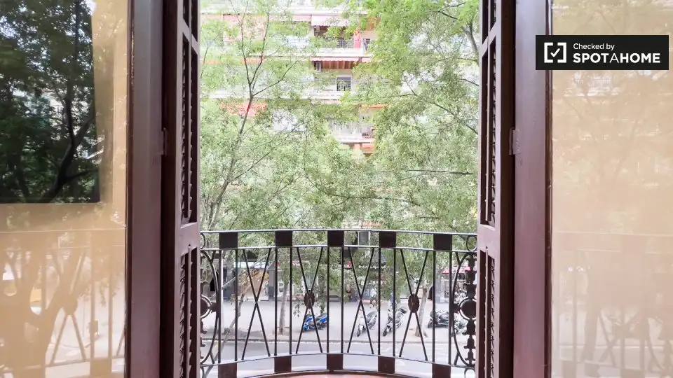 Appartamento con terrazza in affitto a Eixample, imagen 11