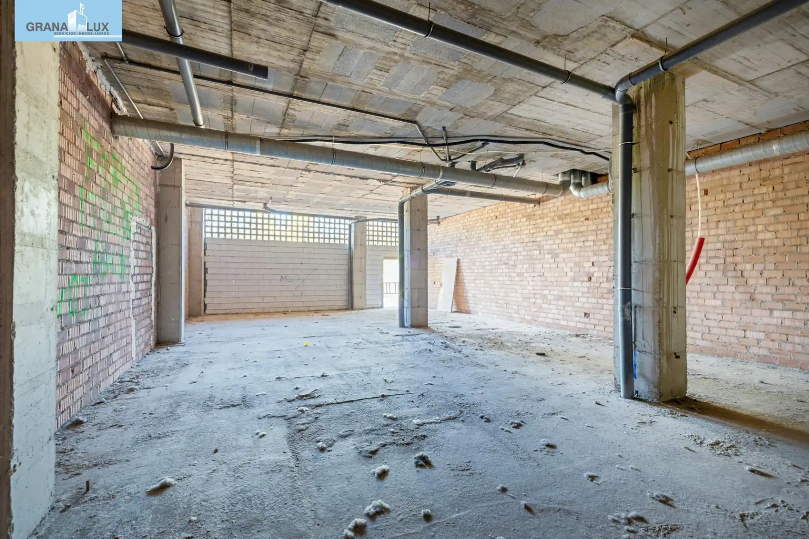 Local en venta en Plaza Catedratica Asunción Linares, 1, Barrio de Zaidín