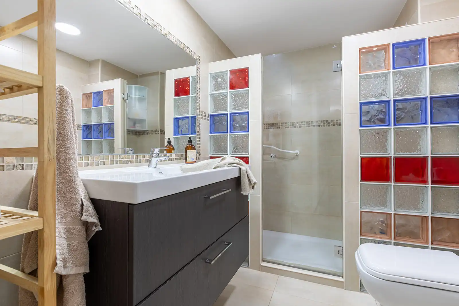 Bany de Apartament en venda en Calvià amb Aire condicionat, Moblat i Internet