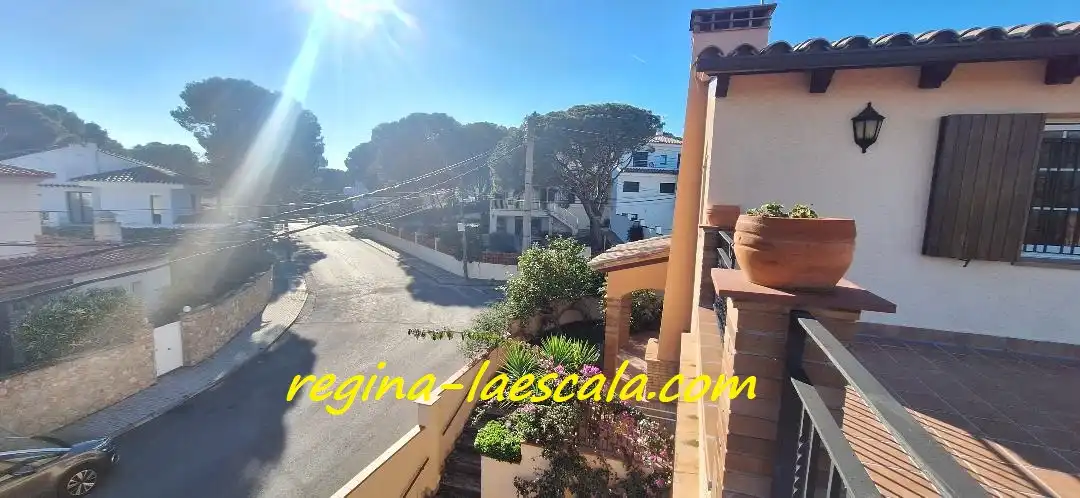 Maison avec piscine à vendre à Carrer Muga, imagen 3