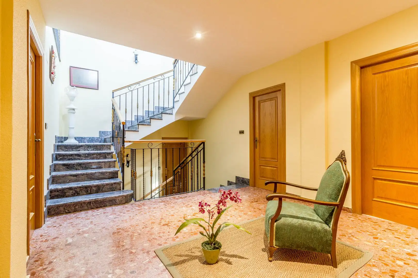 House with pool for sale in Yecla, imagen 11