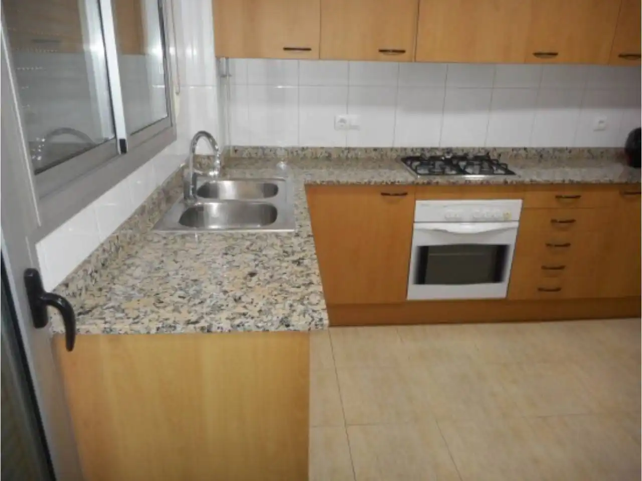 Kitchen of Flat for sale in Salt  with Heating and Balcony