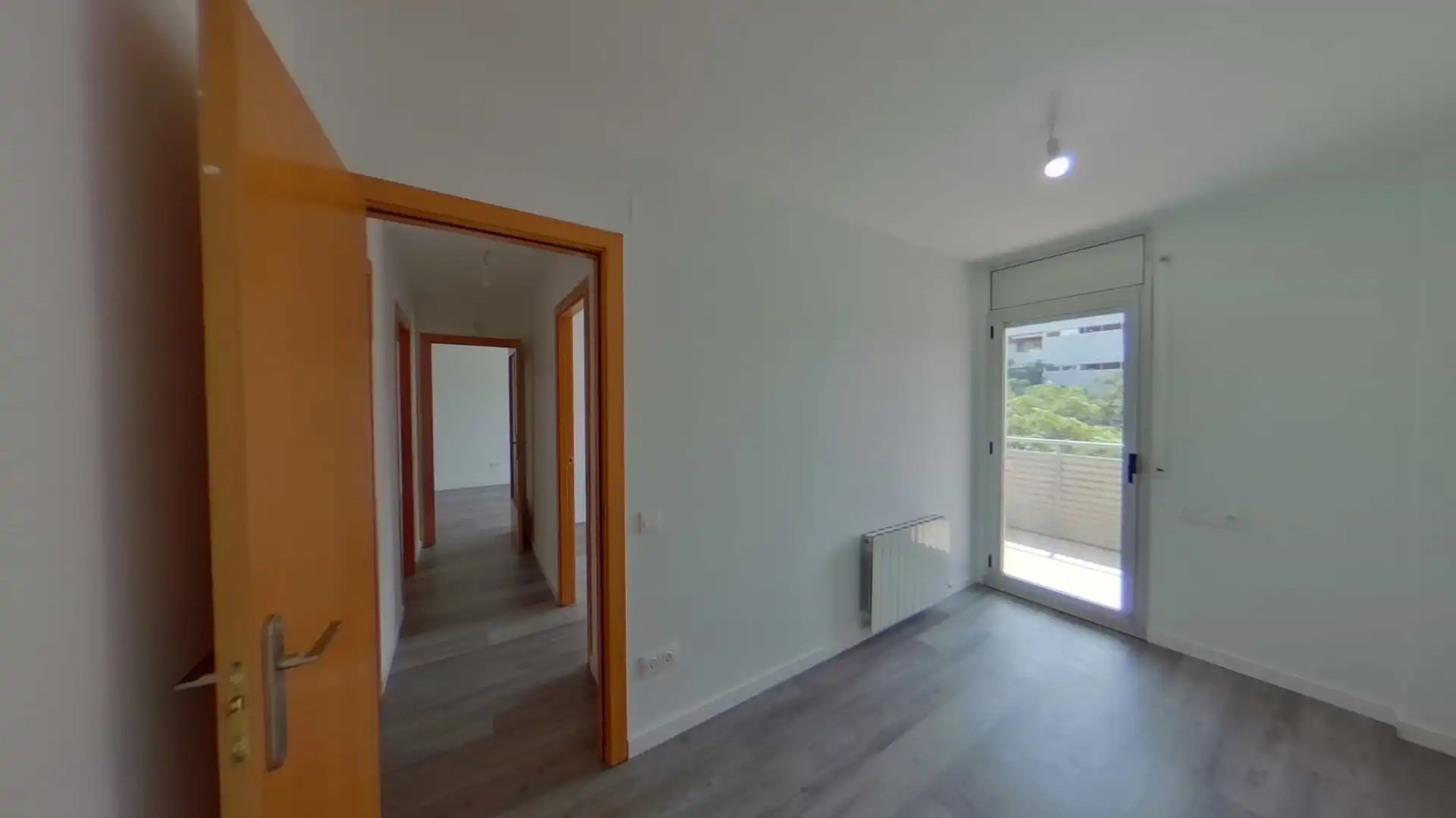 Wohnung zum Verkauf in Tarragona mit Heizung, Abstellraum und Schwimmbad