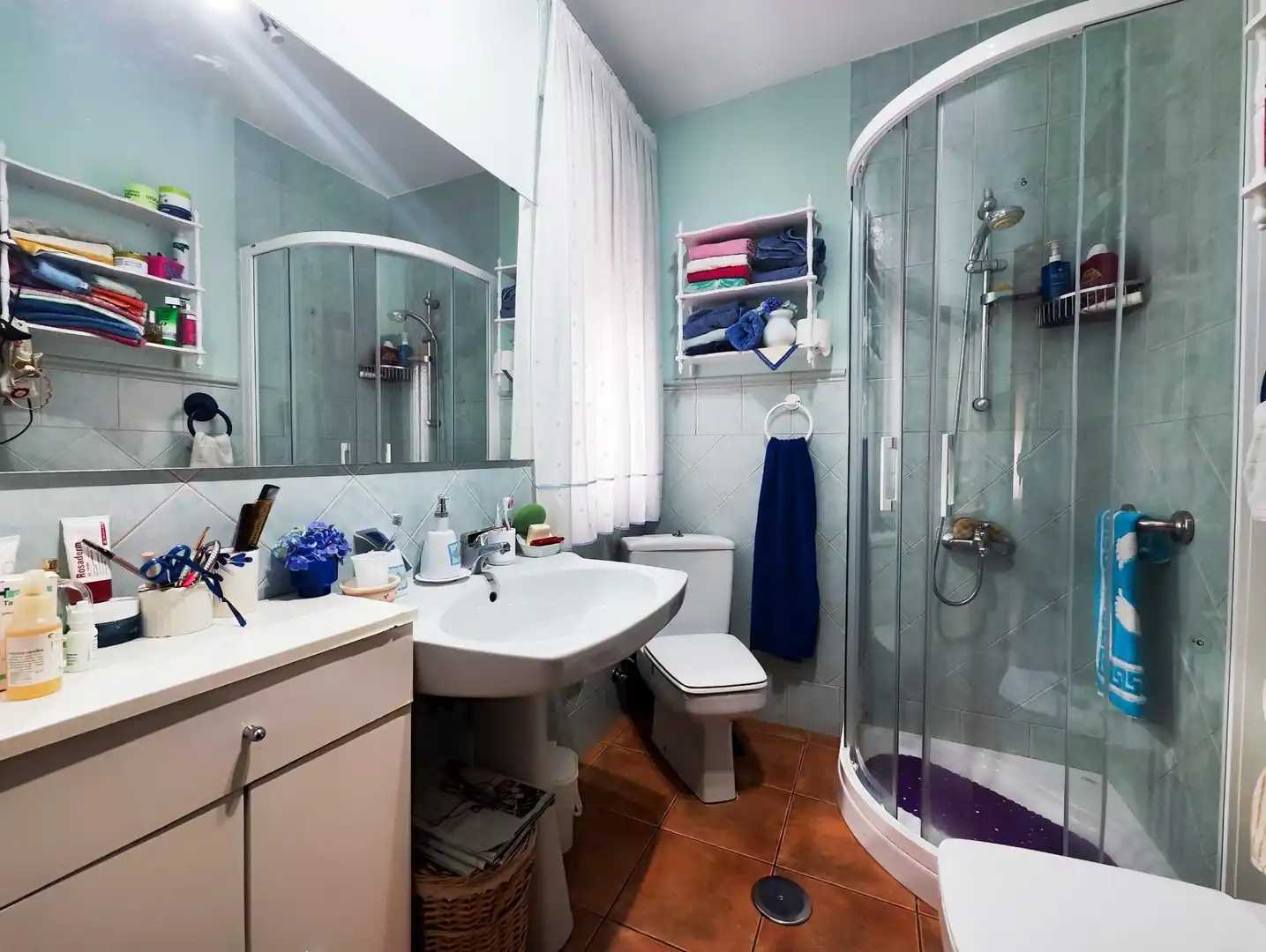 Bathroom of Houses for sale in Puertollano  with Air Conditioner, Heating and Private garden