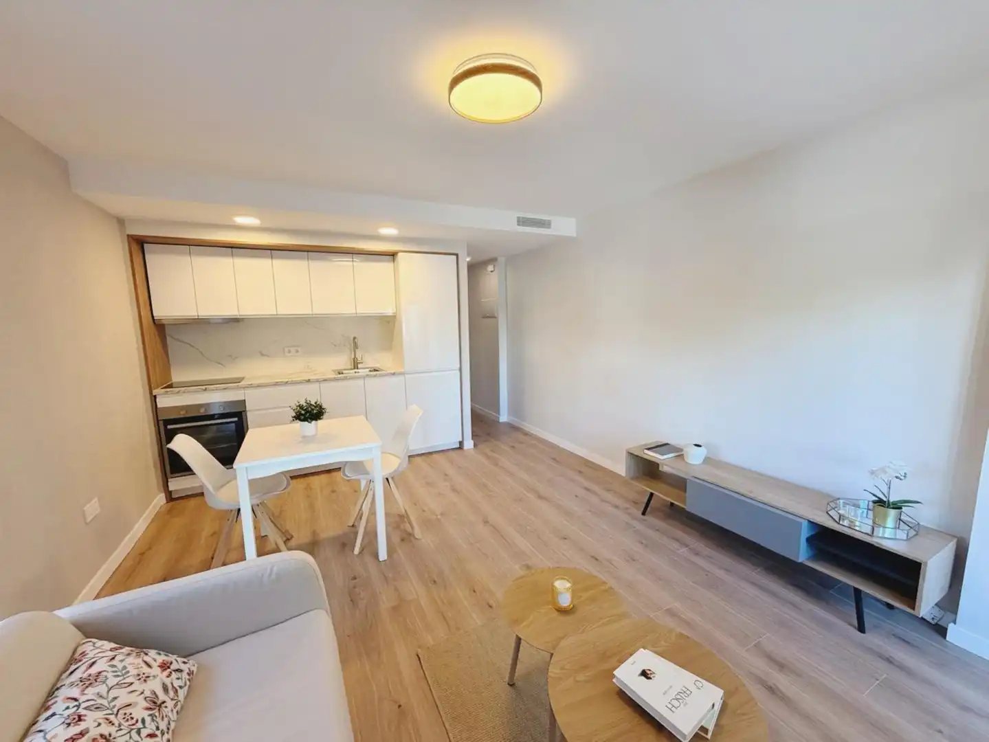 Apartamento con terraza en venta en Avenida Avenida Gamonal, imagen 6
