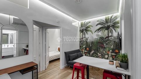 Foto 2 de Piso de alquiler en Universidad - Malasaña,  Madrid Capital