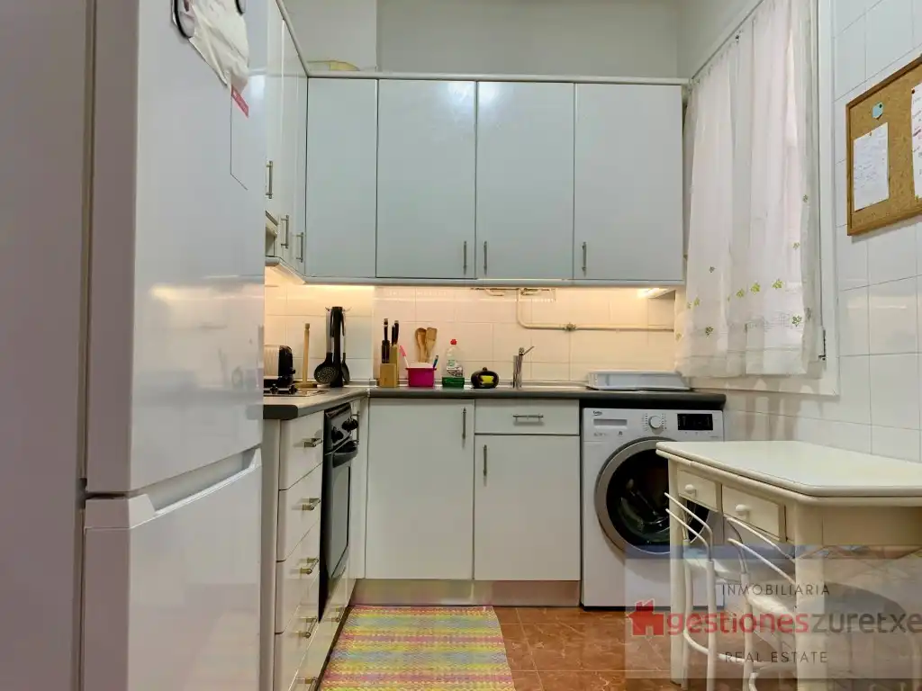 Kitchen of Flat for sale in Bilbao   with Furnished