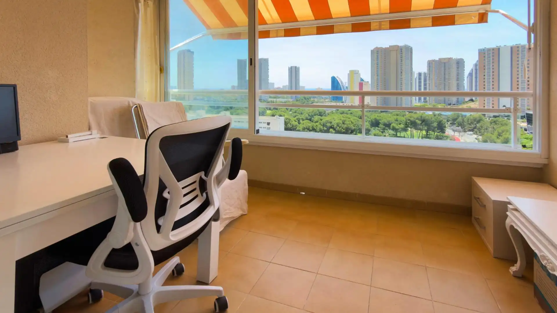 Piso en venta en Benidorm con Aire acondicionado, Jardín privado y Terraza