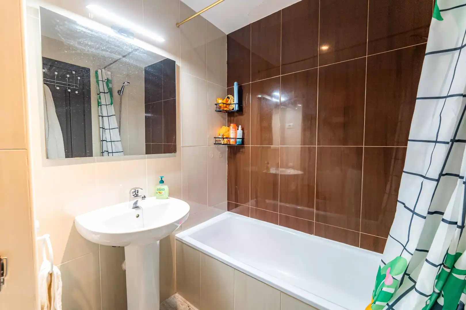 Bathroom of Flat for sale in Humanes de Madrid  with Air Conditioner, Heating and Terrace