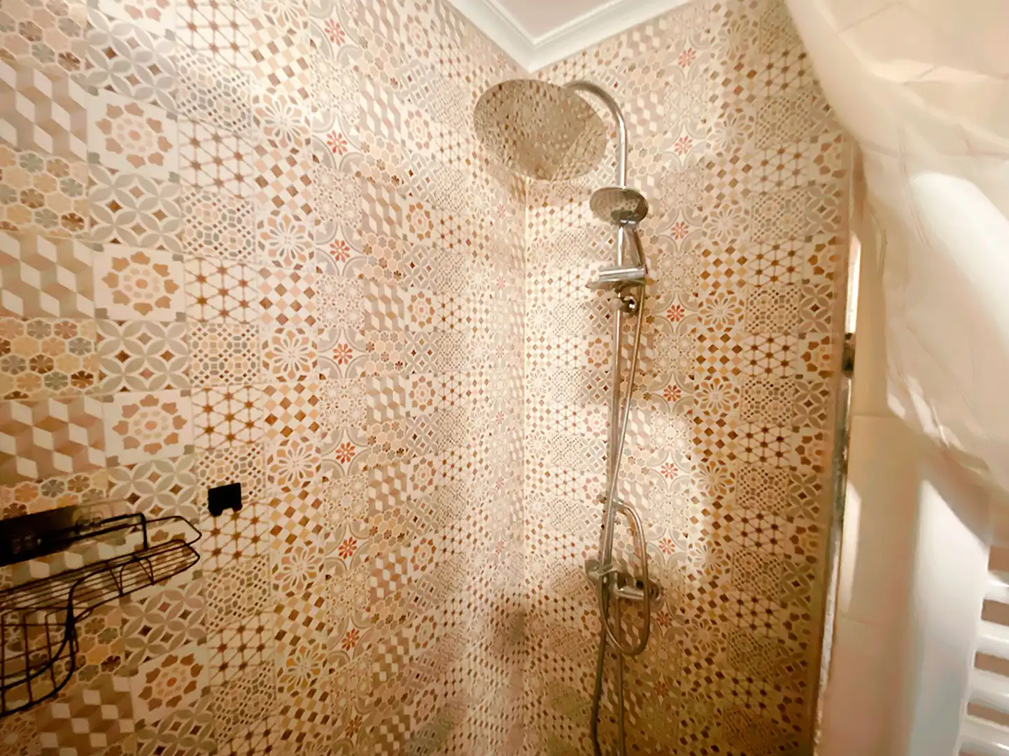 Bathroom of Flat for sale in Langreo  with Air Conditioner and Heating