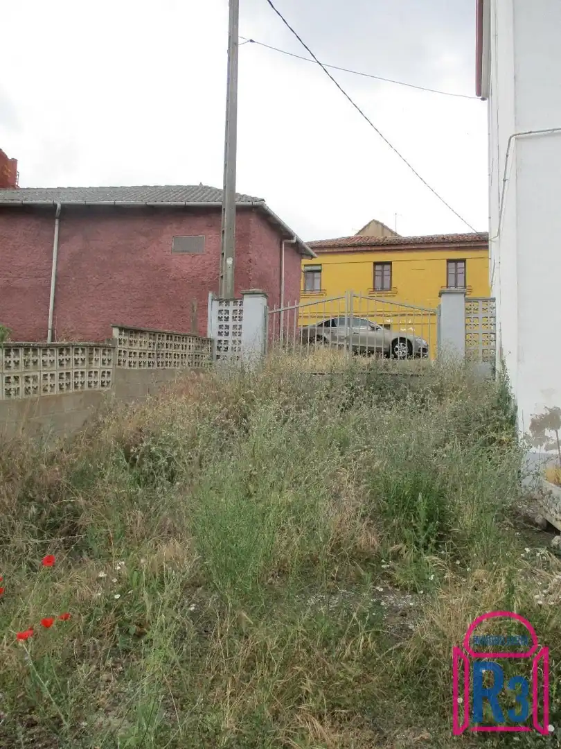 Casa o xalet en venda en León Capital  amb Calefacció