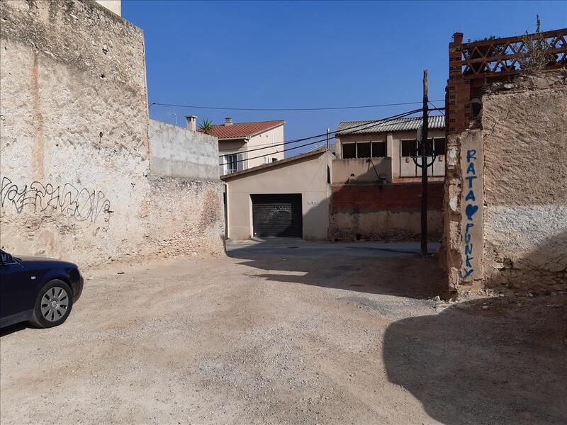 Residencial en venda a Carrer de la Font, 19, Nulles