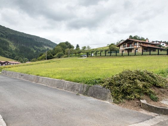 Residential for sale in Ajangiz