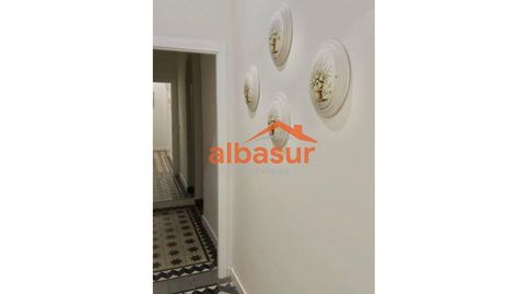 INCREÍBLE VIVIENDA JUNTO A PLAZA DE LAS TENDILLAS. PLENO CENTRO DE LA CIUDAD., image 4