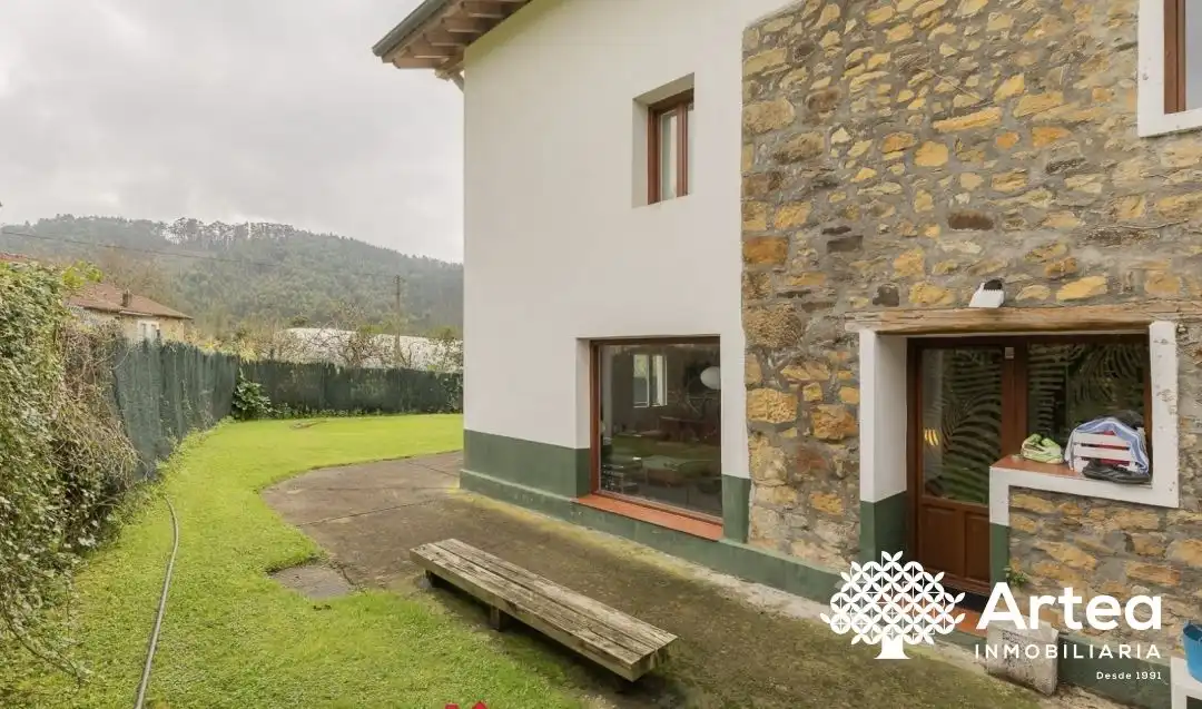 Exterior view of Detached homes for sale in Lezama  with Heating, Private garden and Terrace