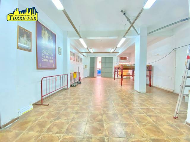 Local comercial en Venta en Calle RAFAEL CALATRAVA, 1 en Nueva Andalucía