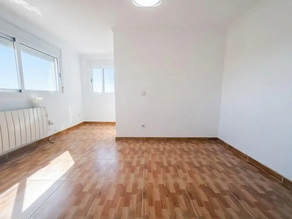 Dormitori de Casa o xalet en venda en Torremolinos amb Aire condicionat, Calefacció i Jardí privat