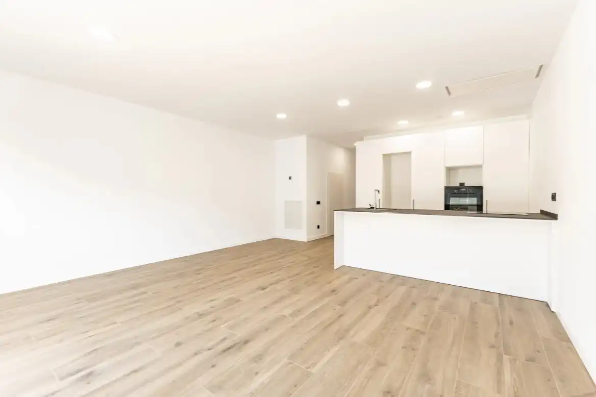 New build Terraced house with garden for sale in Carrer del Pintor Guàrdia, imagen 16