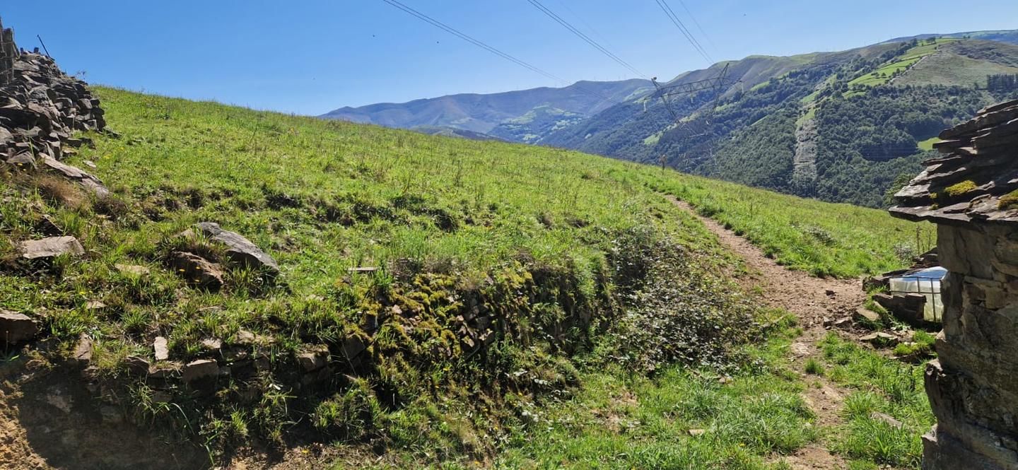 Country house zum verkauf in Vega de Pas
