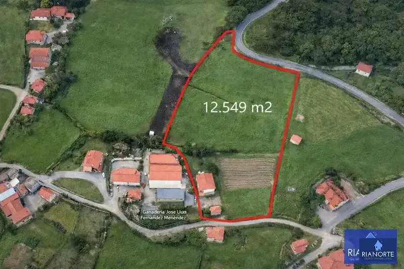 Casa o xalet en venda en Gozón amb Calefacció, Jardí privat i Traster