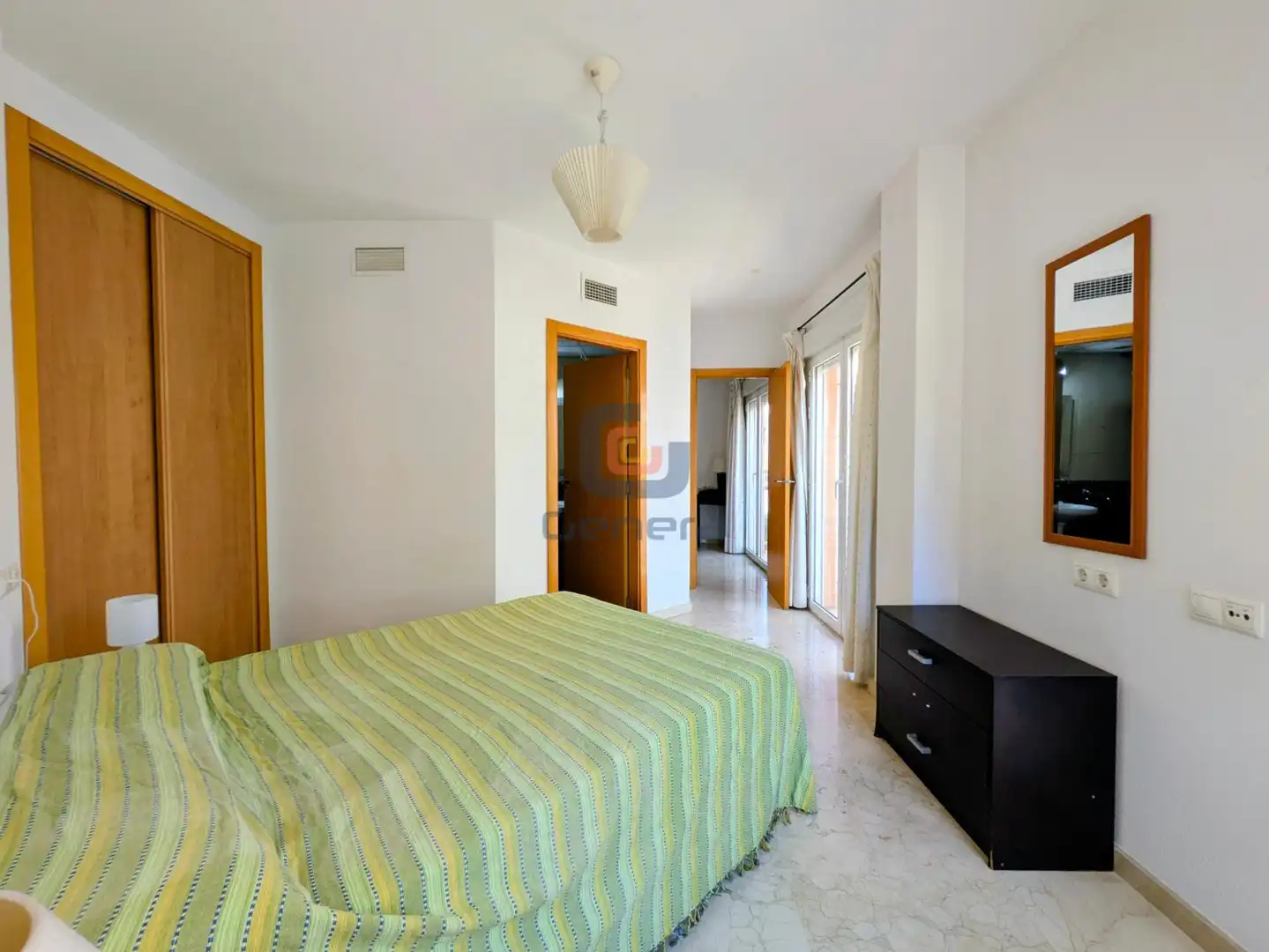 Schlafzimmer von Wohnungen zum Verkauf in Alicante / Alacant mit Klimaanlage, Heizung und Abstellraum