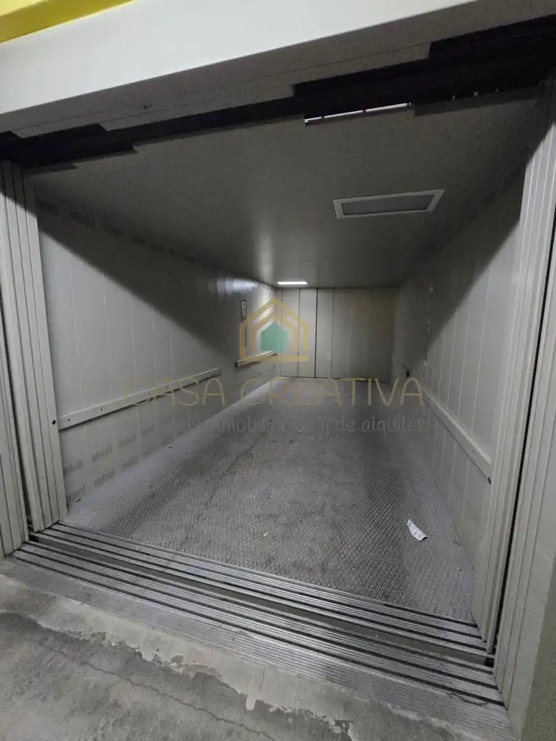 Garaje en venta en Rocafort