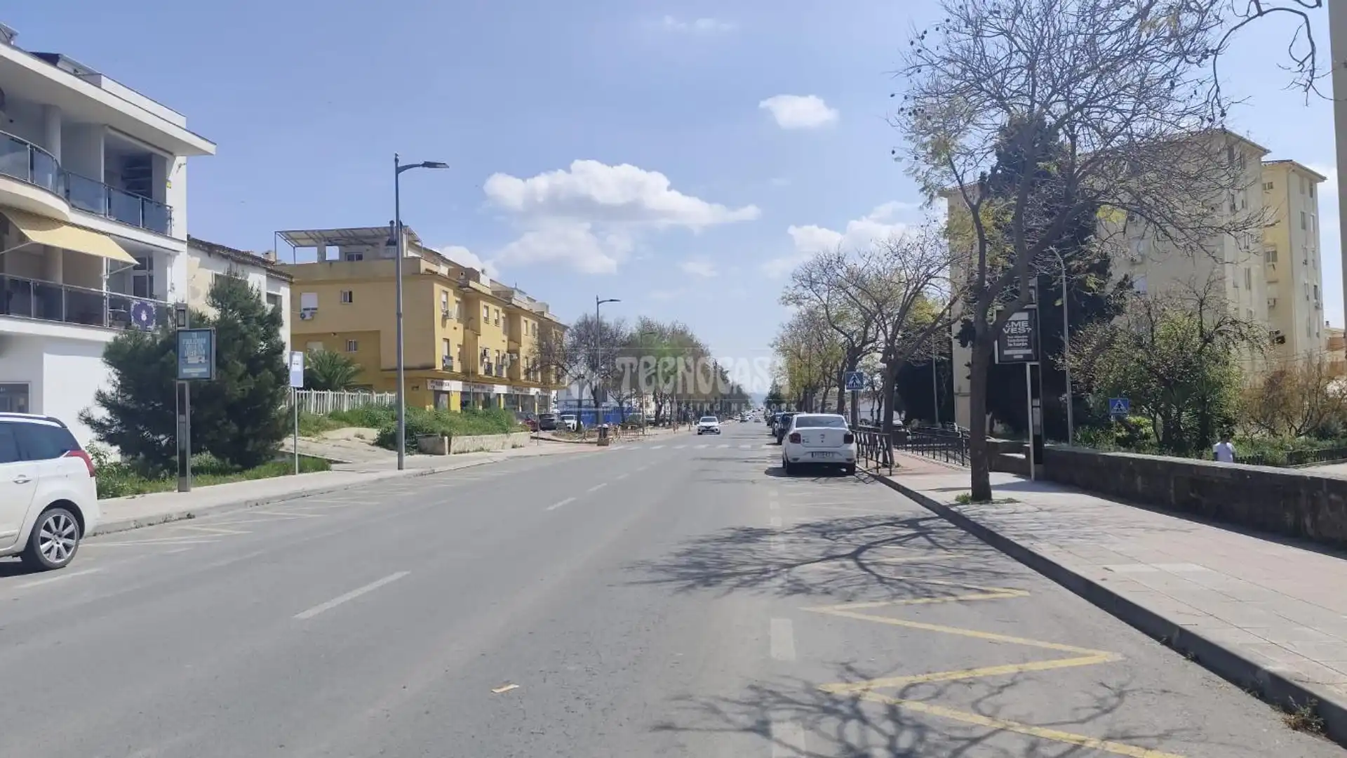 Vista exterior de Casa adosada en venta en Linares con Aire acondicionado, Calefacción y Alarma
