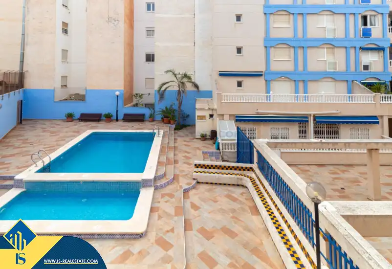 Piso con piscina en venta en Playa de los Locos, imagen 2