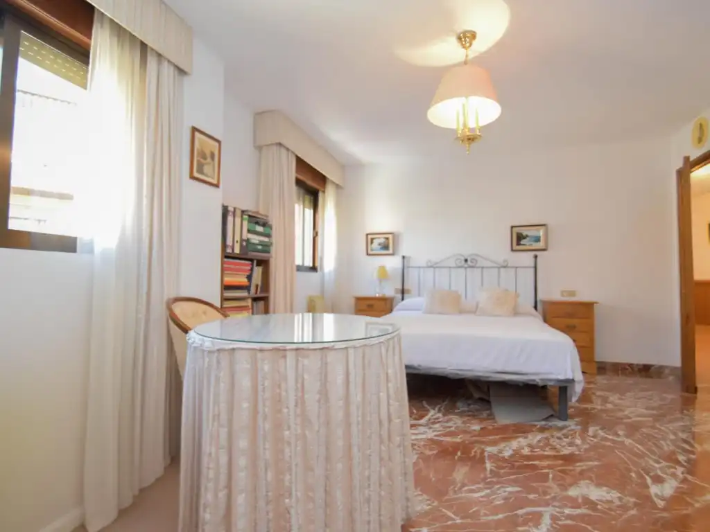 Bedroom of Flat for sale in Granada  with Heating
